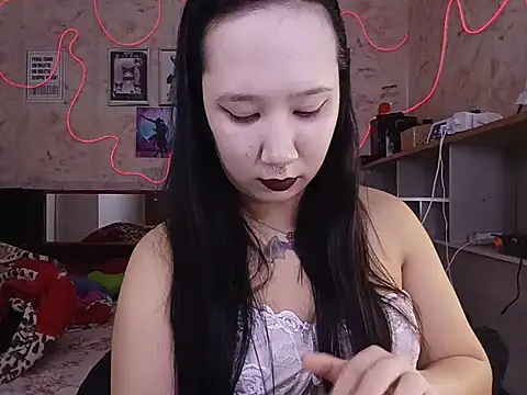 Japabaixinha stripchat live cam model
