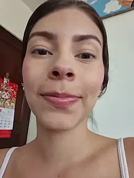 IrisBound stripchat live cam model