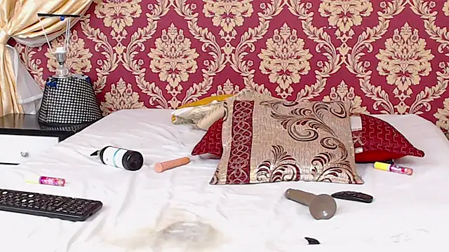 AmaraaEvans stripchat live cam model