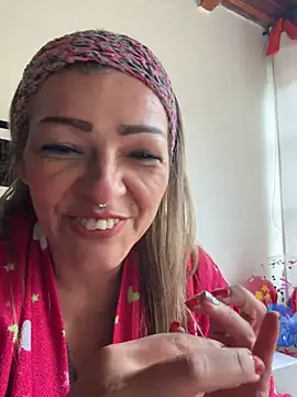CarolMissOficial stripchat live cam model