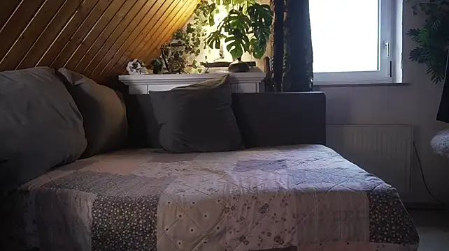 TessaWinter stripchat live cam model