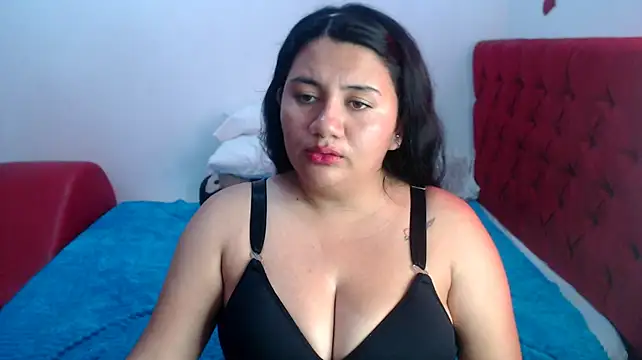 luna_boobs stripchat live cam model