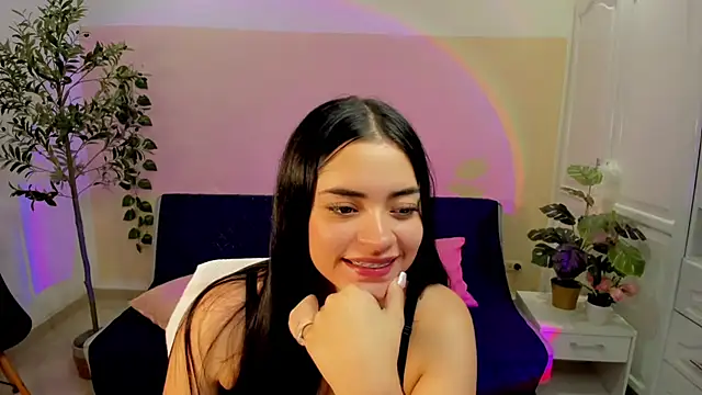 Sharon_Stoone stripchat live cam model