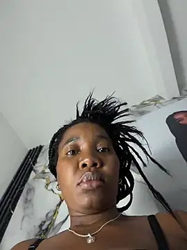 MerliaSsomer stripchat live cam model