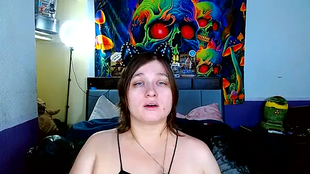 Chloenightmare stripchat live cam model