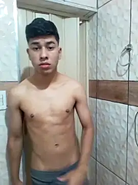 sss020 stripchat live cam model