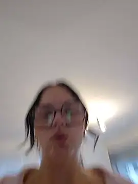 JUJUICY- stripchat live cam model