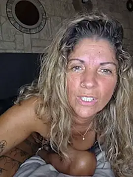 Dreamlove1 stripchat live cam model