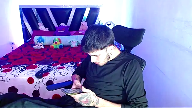 Sebasxxl12 stripchat live cam model