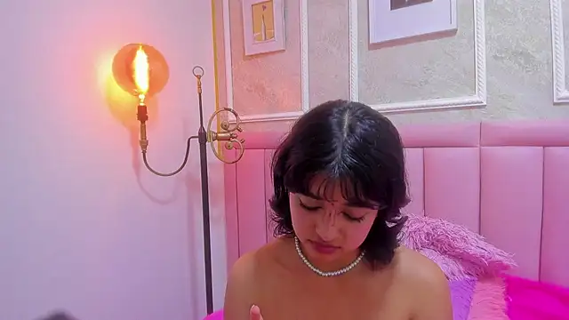 velvet_girll stripchat live cam model