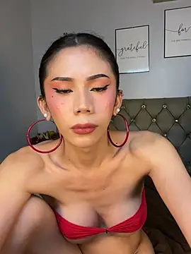 CassandraLovve stripchat live cam model
