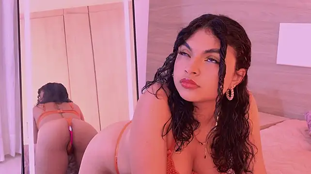 MelodyAlvarez stripchat live cam model