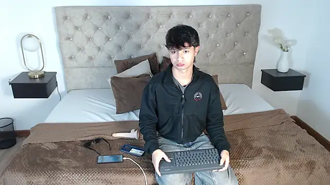 SparkRivers stripchat live cam model
