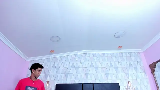 MarckThompsonn stripchat live cam model