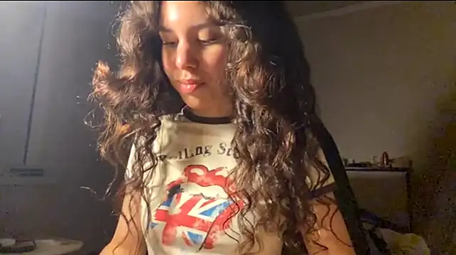 MeggyCartie stripchat live cam model