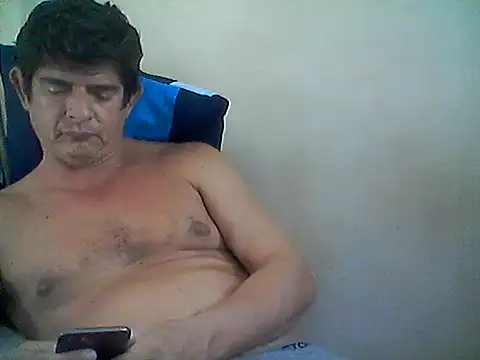 Marobronco stripchat live cam model