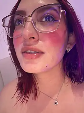VioletPearson stripchat live cam model