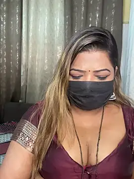 Oh-Monika87 stripchat live cam model