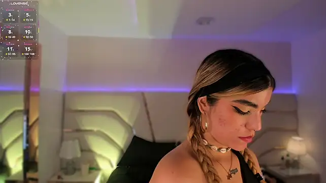Violeta-Marquez stripchat live cam model
