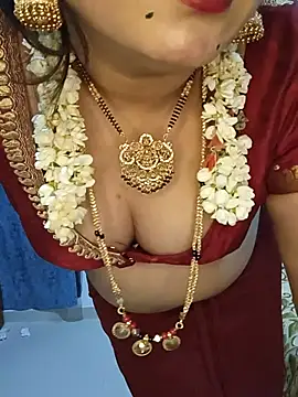Urmila_kannada_telugu stripchat live cam model