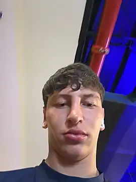 ARON_LUXX stripchat live cam model