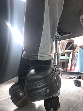 seijaku_ stripchat live cam model