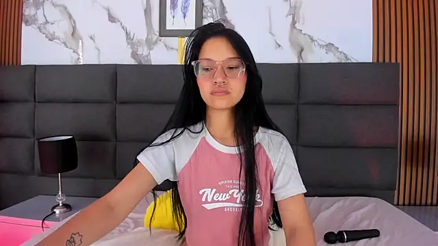 SophiieCalloway1 stripchat live cam model