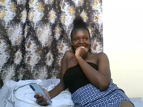 sexy_tessiah stripchat live cam model