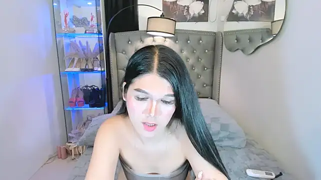 Lisa_empress stripchat live cam model