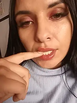 Astraglow1 stripchat live cam model
