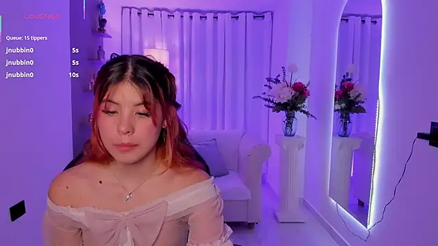 dahlia_grey stripchat live cam model