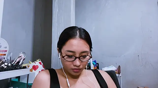 reikahanazono stripchat live cam model