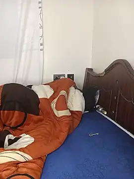 naughty_booty stripchat live cam model