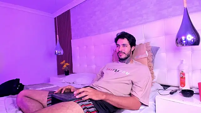 JacksonGreenn stripchat live cam model