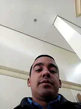 morenogostoso29 stripchat live cam model