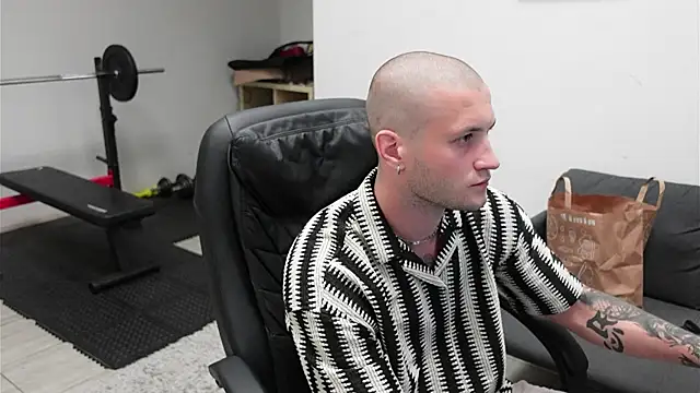 Igor_Wilde stripchat live cam model