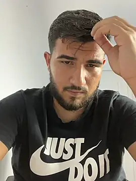 NikolasKane stripchat live cam model