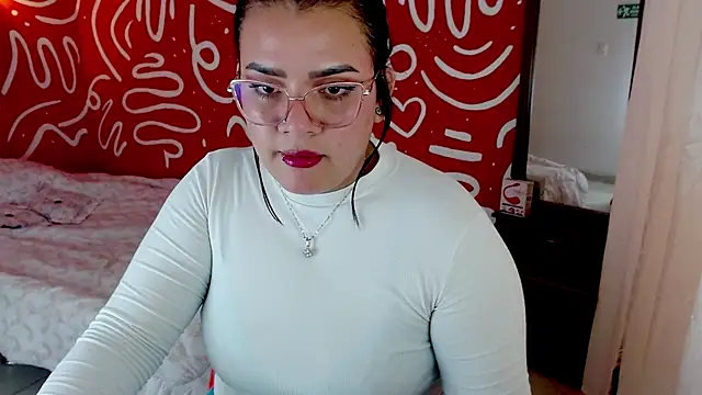 elumi_2 stripchat live cam model