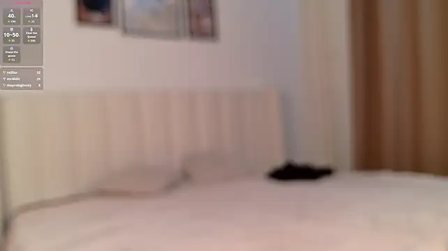 6HoneyMoon9 stripchat live cam model