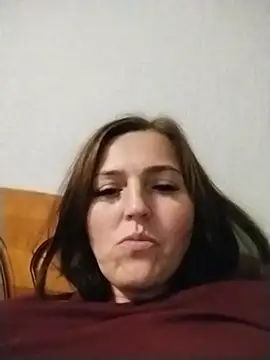 SweetyMommy77 stripchat live cam model