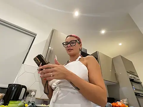 FoxyValentine stripchat live cam model