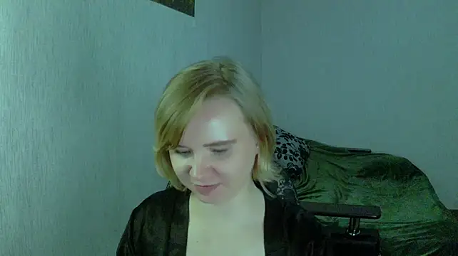 Ketrincold stripchat live cam model