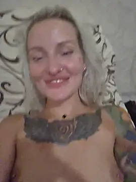 KateMonroe stripchat live cam model