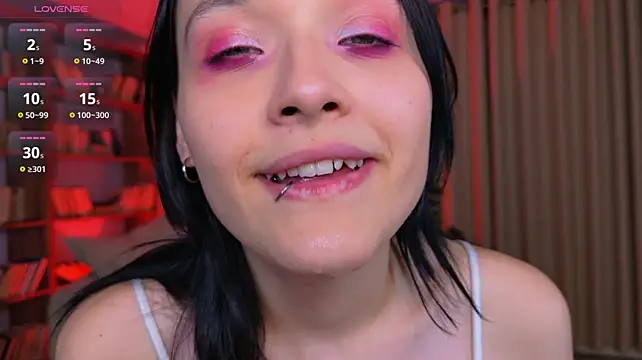 DarcyBlackwood stripchat live cam model