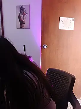 Rozane_Noire stripchat live cam model