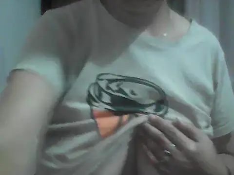 EvelinaRose stripchat live cam model