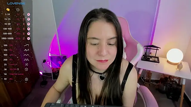 Tamara_m_ stripchat live cam model