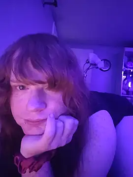 Ravenuncaged stripchat live cam model