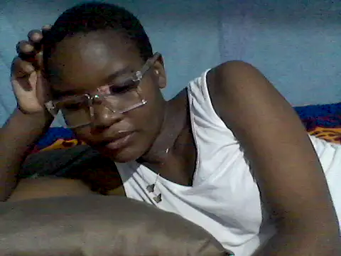 cocolicky stripchat live cam model