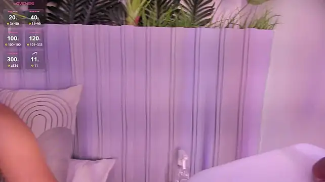 stephanymonroe stripchat live cam model